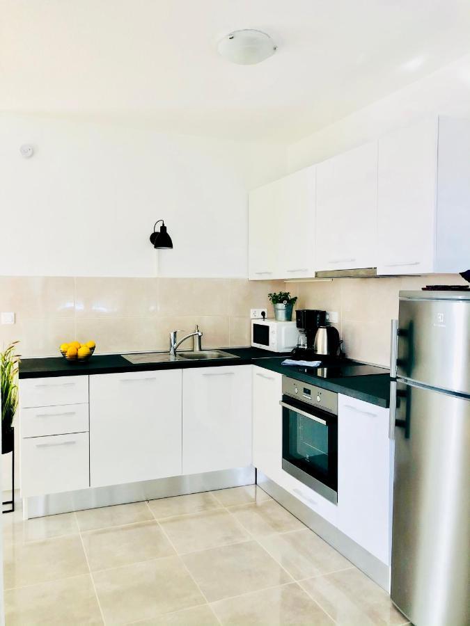 Villa Dani Sea & Pool Apartments Trogir Kültér fotó