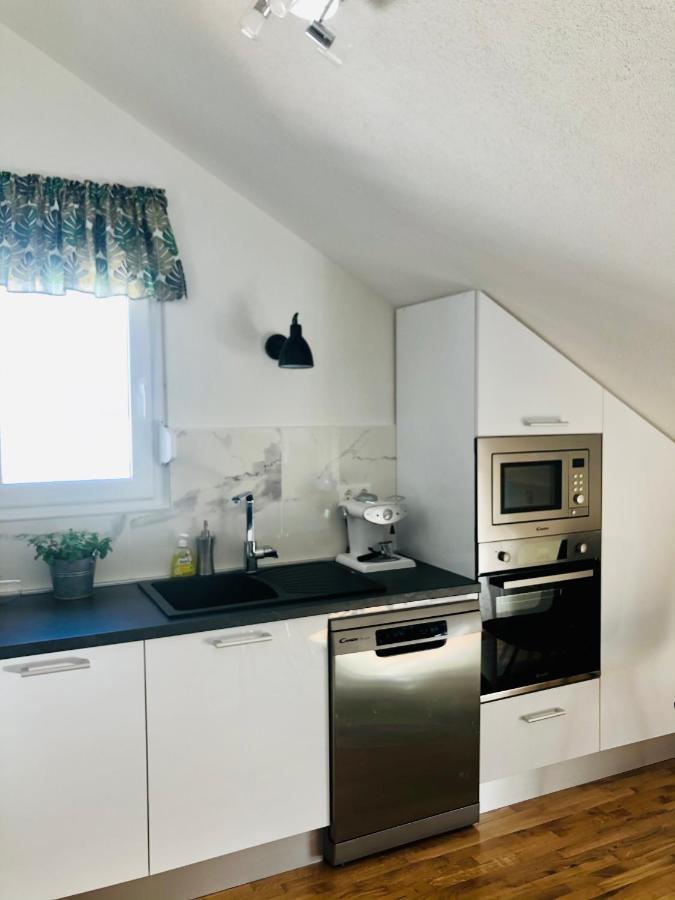 Villa Dani Sea & Pool Apartments Trogir Kültér fotó