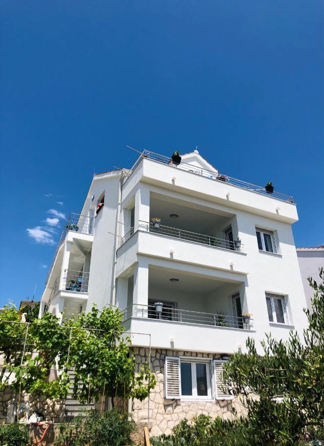 Villa Dani Sea & Pool Apartments Trogir Kültér fotó