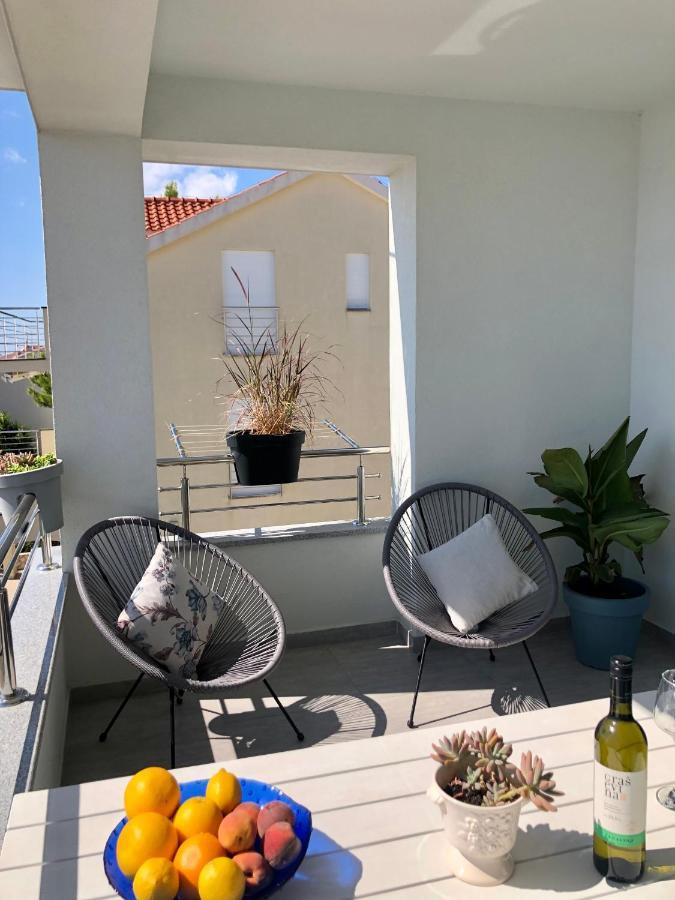 Villa Dani Sea & Pool Apartments Trogir Kültér fotó